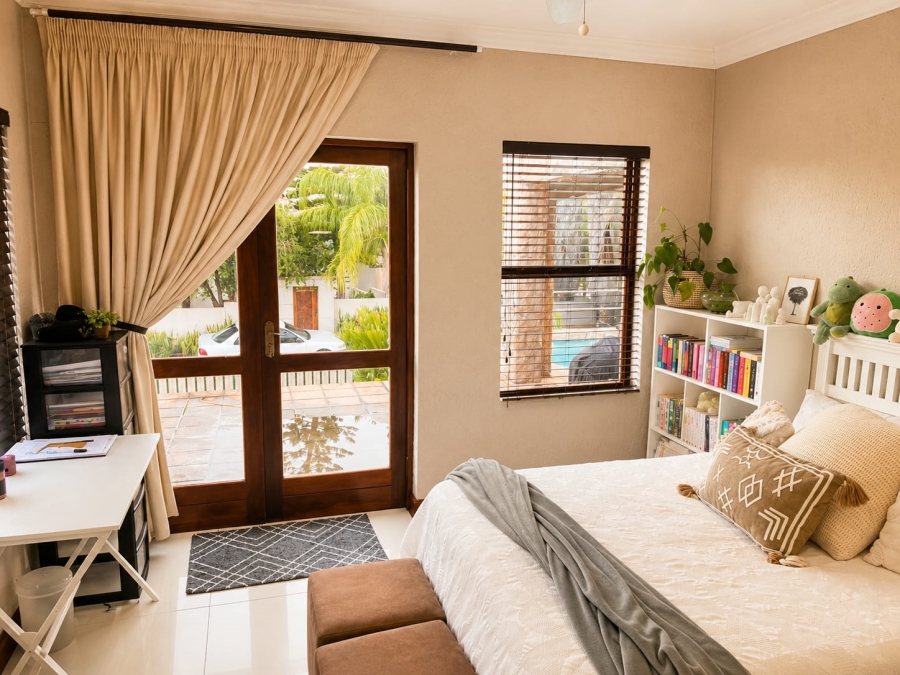 4 Bedroom Property for Sale in Caribbean Beach Club North West
